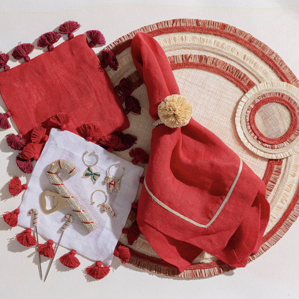 Ruffle Edge Straw Placemat, Red, Set of Four - The Well Appointed House