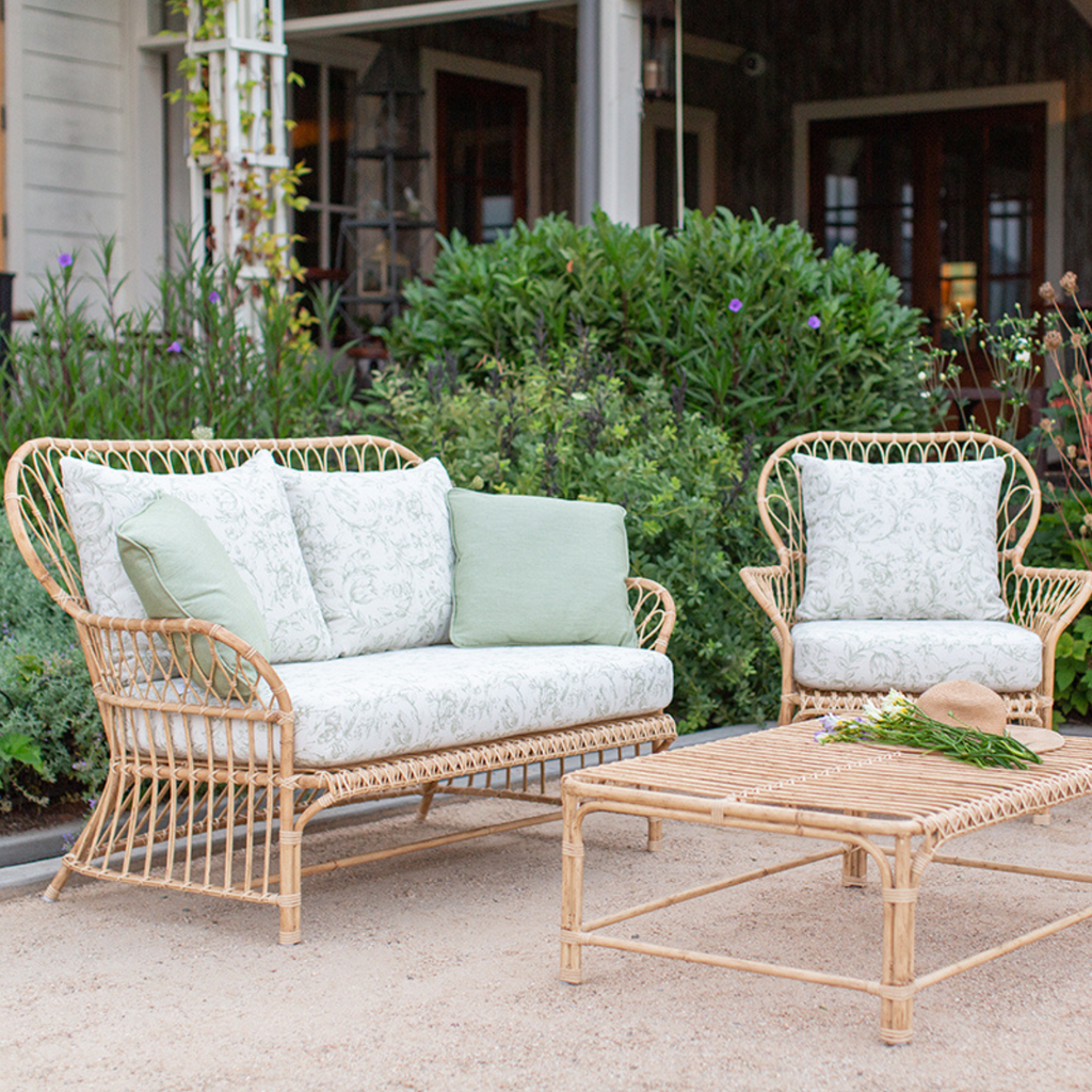 Shop Outdoor Sofas & Sectionals