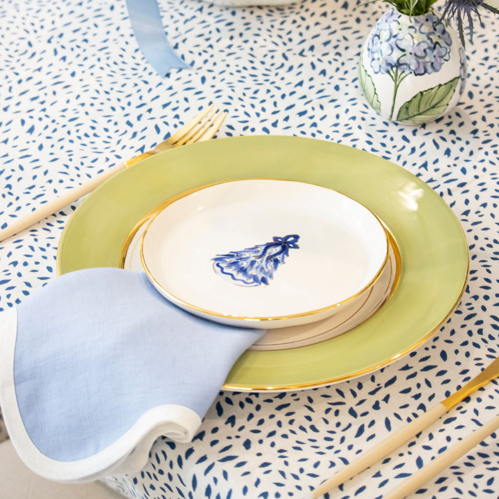 Linen Scalloped Square Dinner Napkin, Cornflower Blue - The Well Appointed House