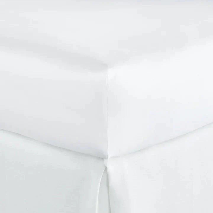 Boutique Percale Fitted Sheet in White - Sheets - The Well Appointed House