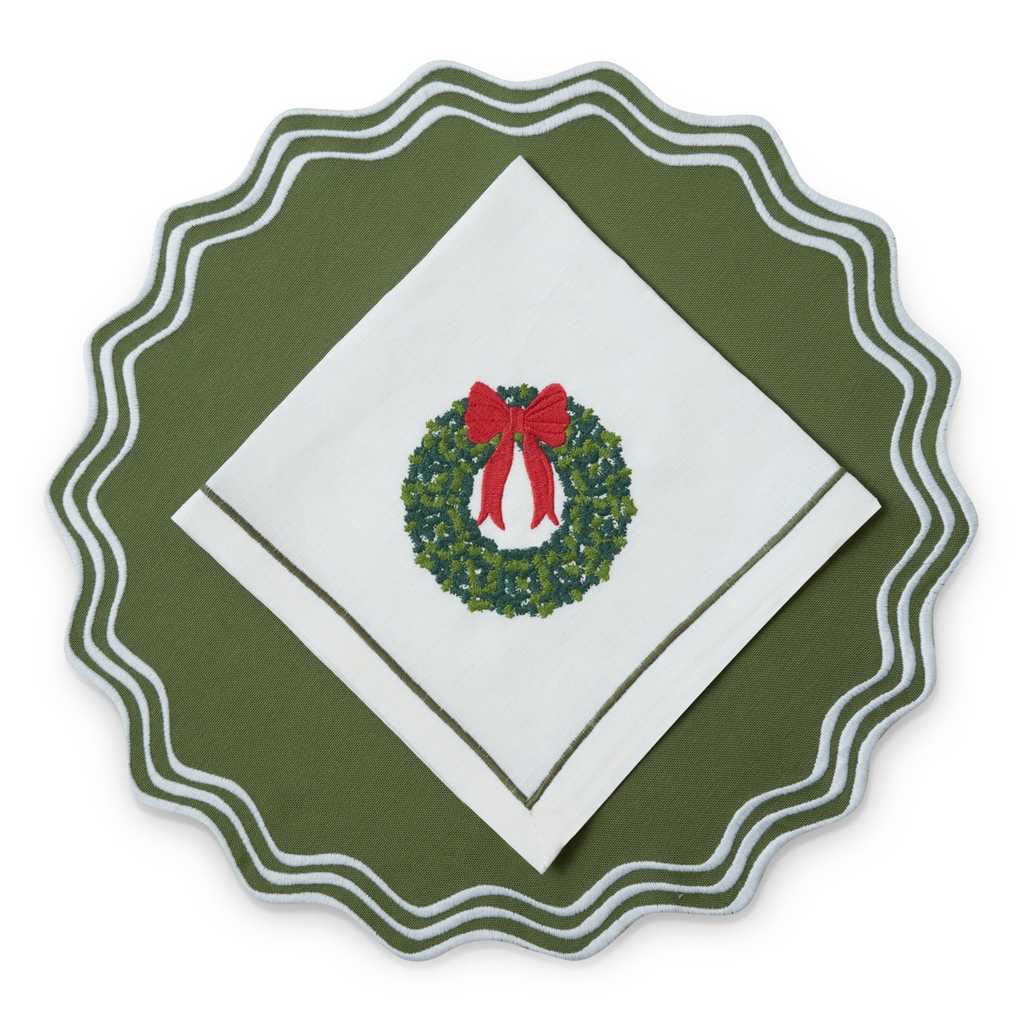 Set of 4 Christmas Wreath Embroidered Napkins - The Well Appointed House 