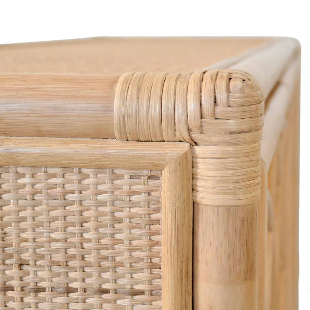 Aria Nat - The Well Appointed House