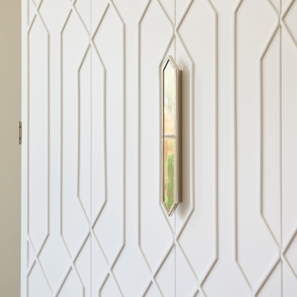 Elmhurst Bar - The Well Appointed House