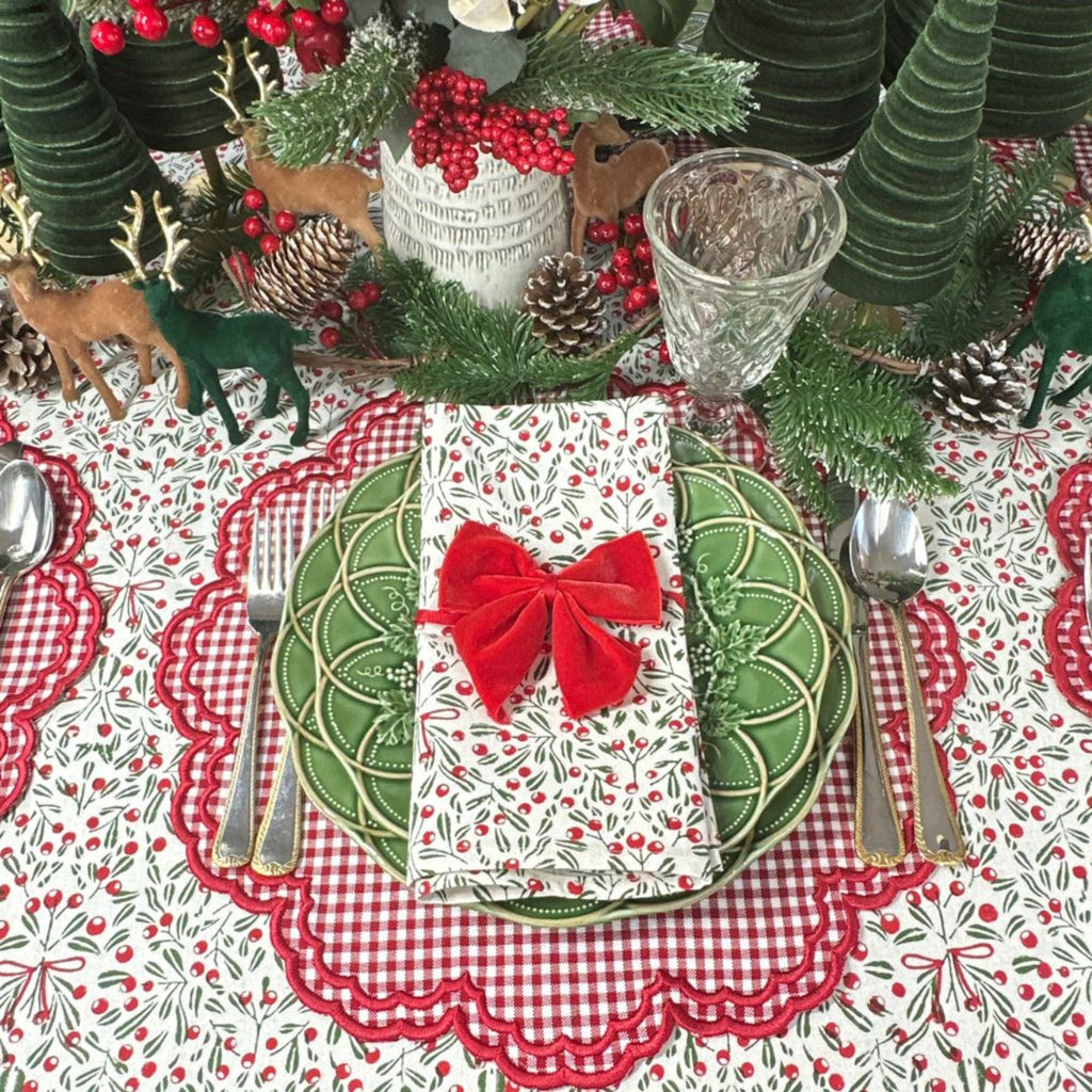 Set of 4 Mistletoe Napkins - The Well Appointed House