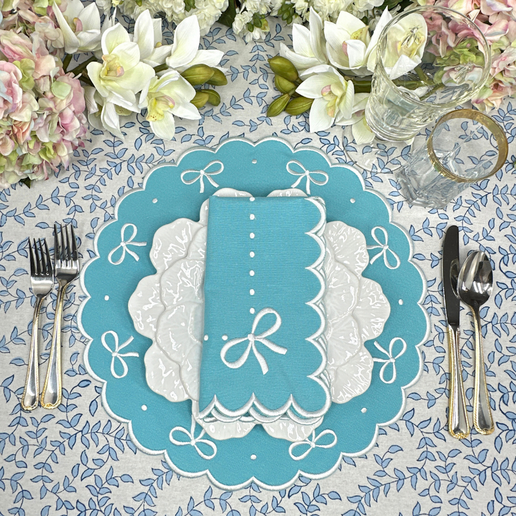 Juliet Bows Napkin in Robin Egg Blue, Set of 4 - The Well Appointed House