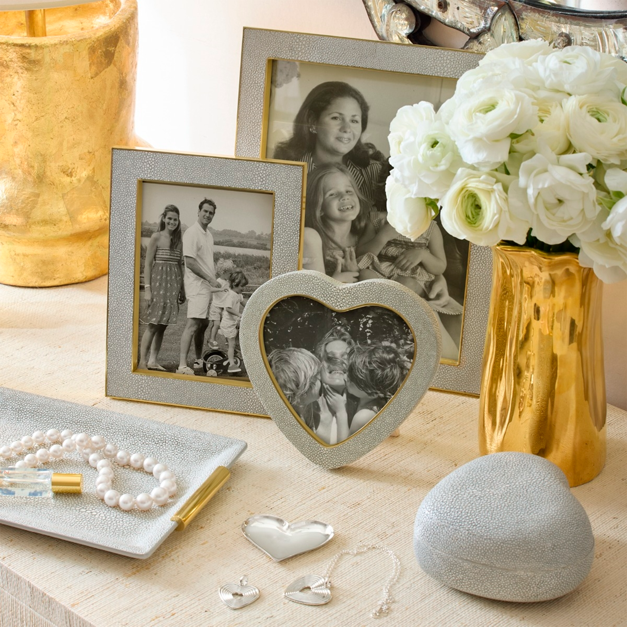 Faux Shagreen Oxford Frame in Ash Grey – The Well Appointed House
