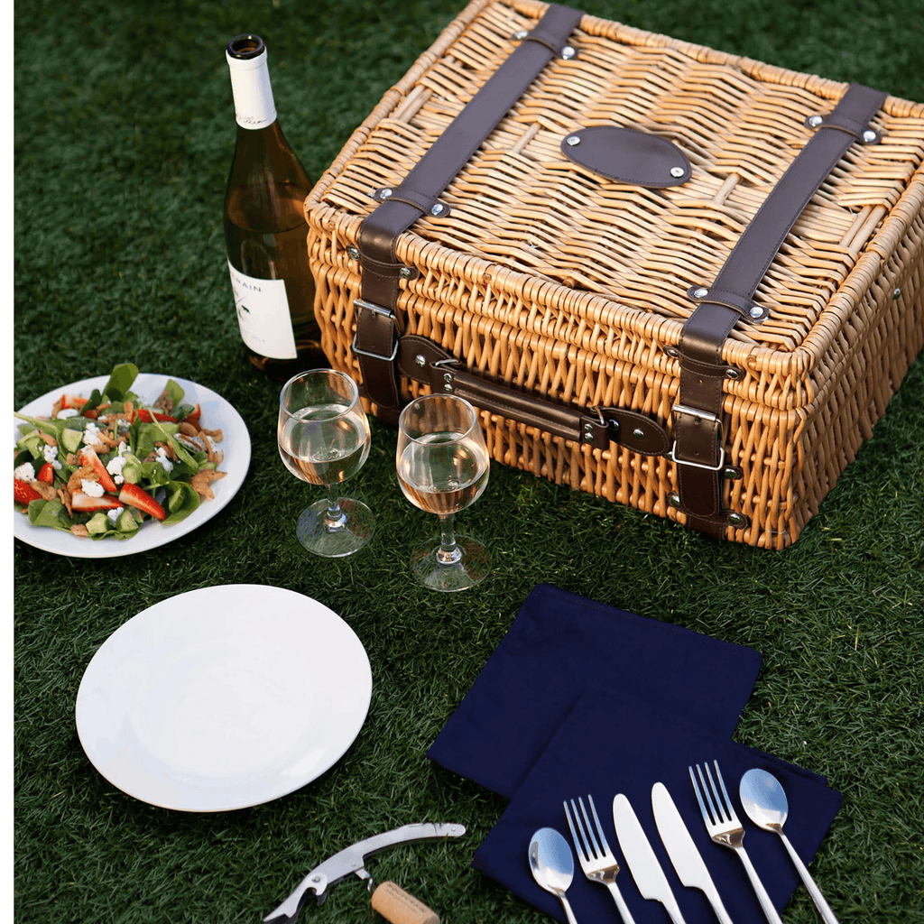English-style Handwoven Picnic Basket for 2 - BARGAIN BASEMENT ITEM - Bargain Basement Item - The Well Appointed House