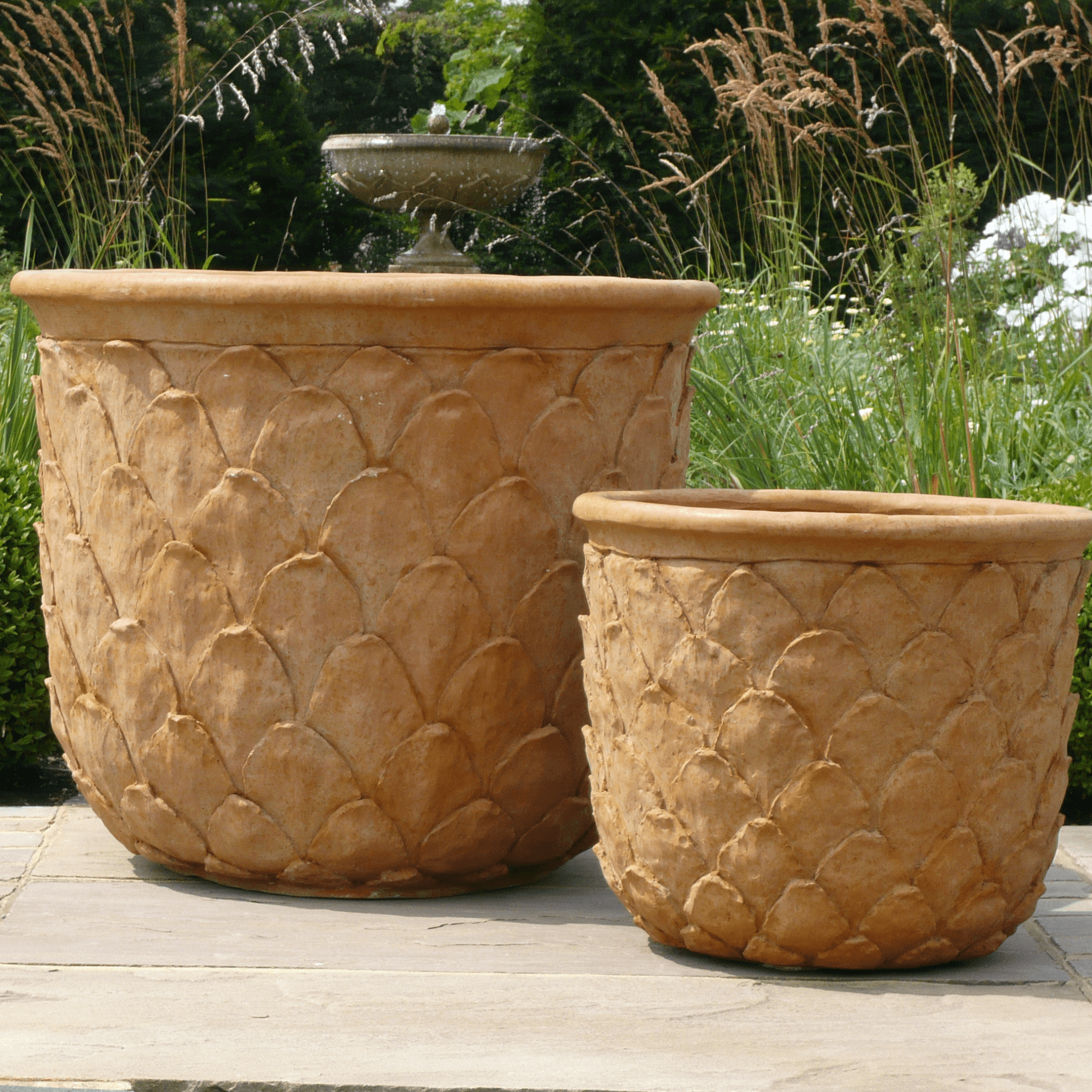 pineapple pots for plants Pineapple Corten Fibreglass Lightweight Round Medium Planter Pot Outdoor D53 H46 cm, 101L