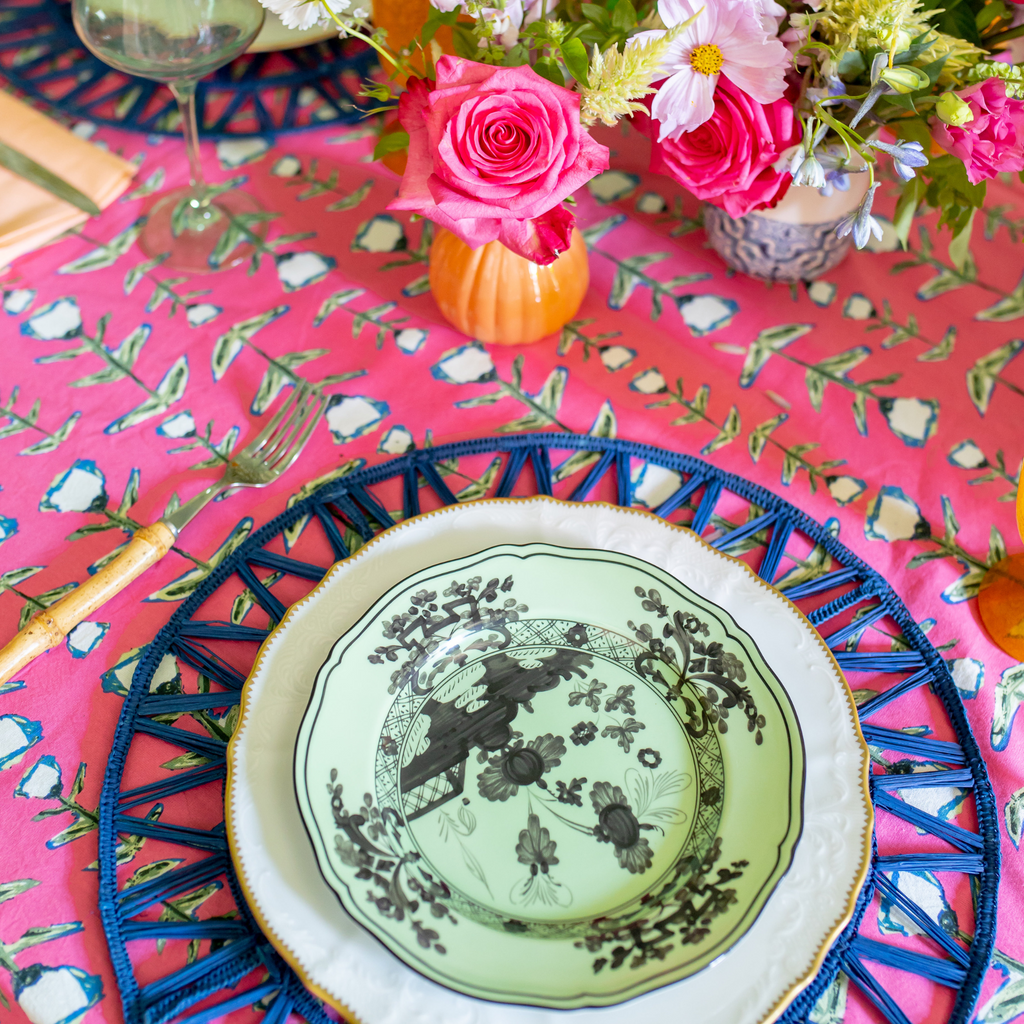 Pink Tulip Print Cotton Tablecloth – The Well Appointed House