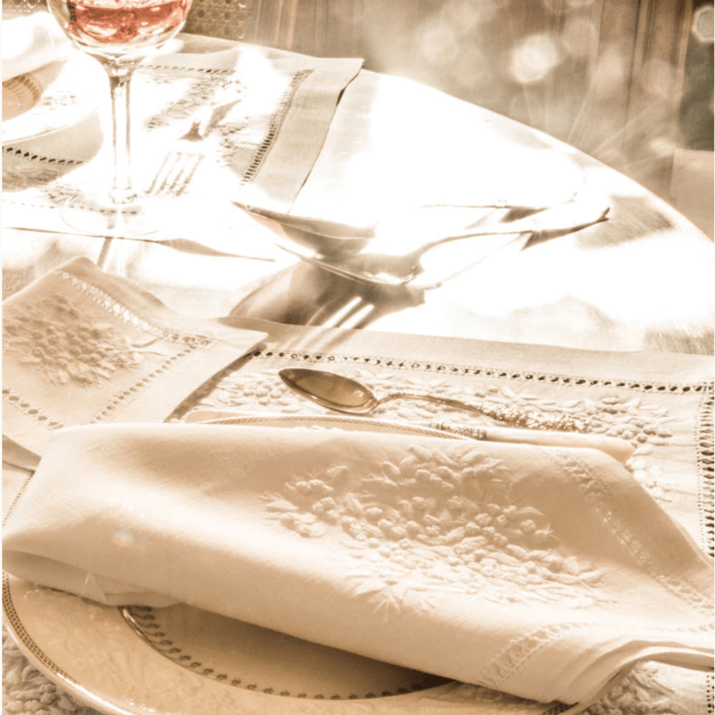 Set of 4 Jardin Estate Italian Linen Placemat - Placemats - The Well Appointed House