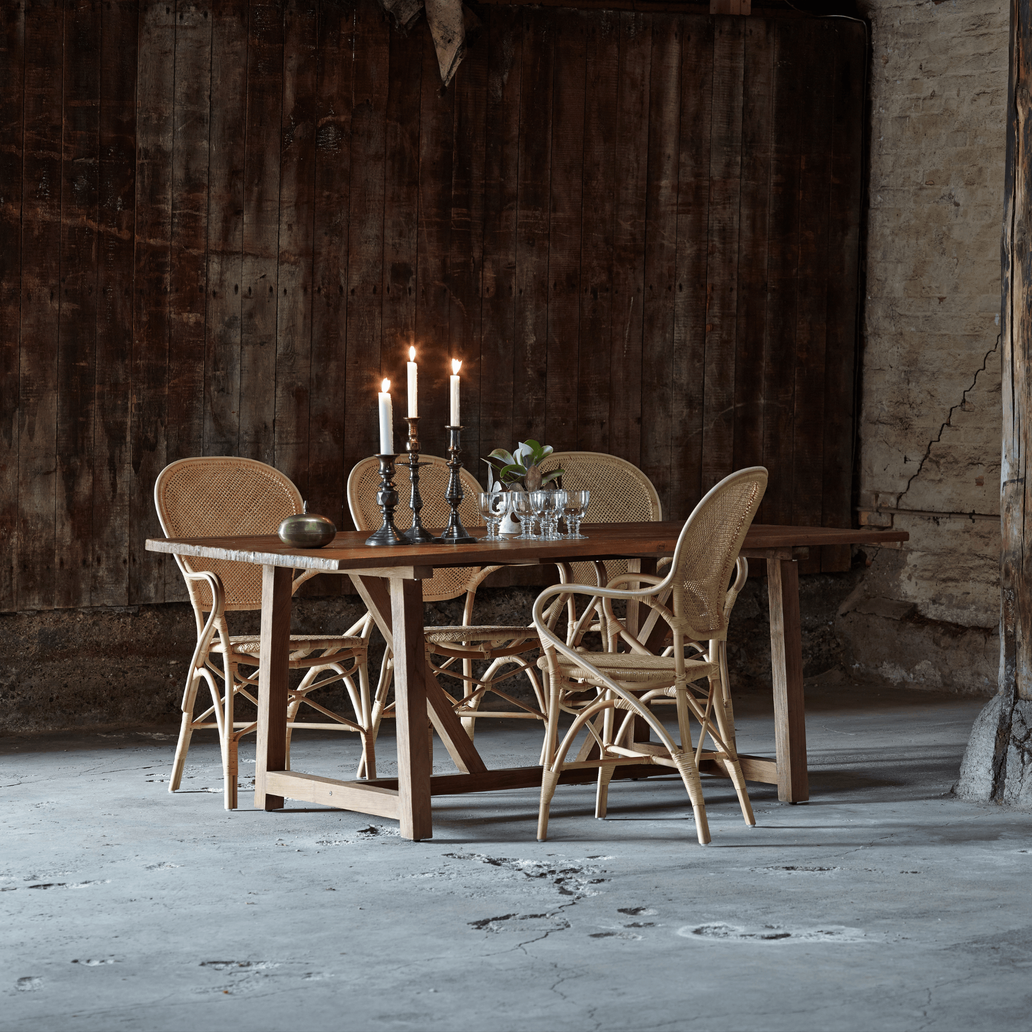 Sika dining discount chairs