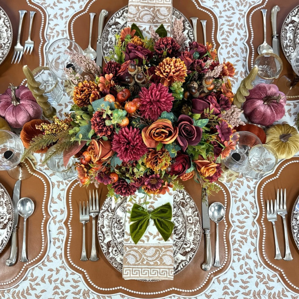 Woodland Leaves Tablecloth - The Well Appointed House 