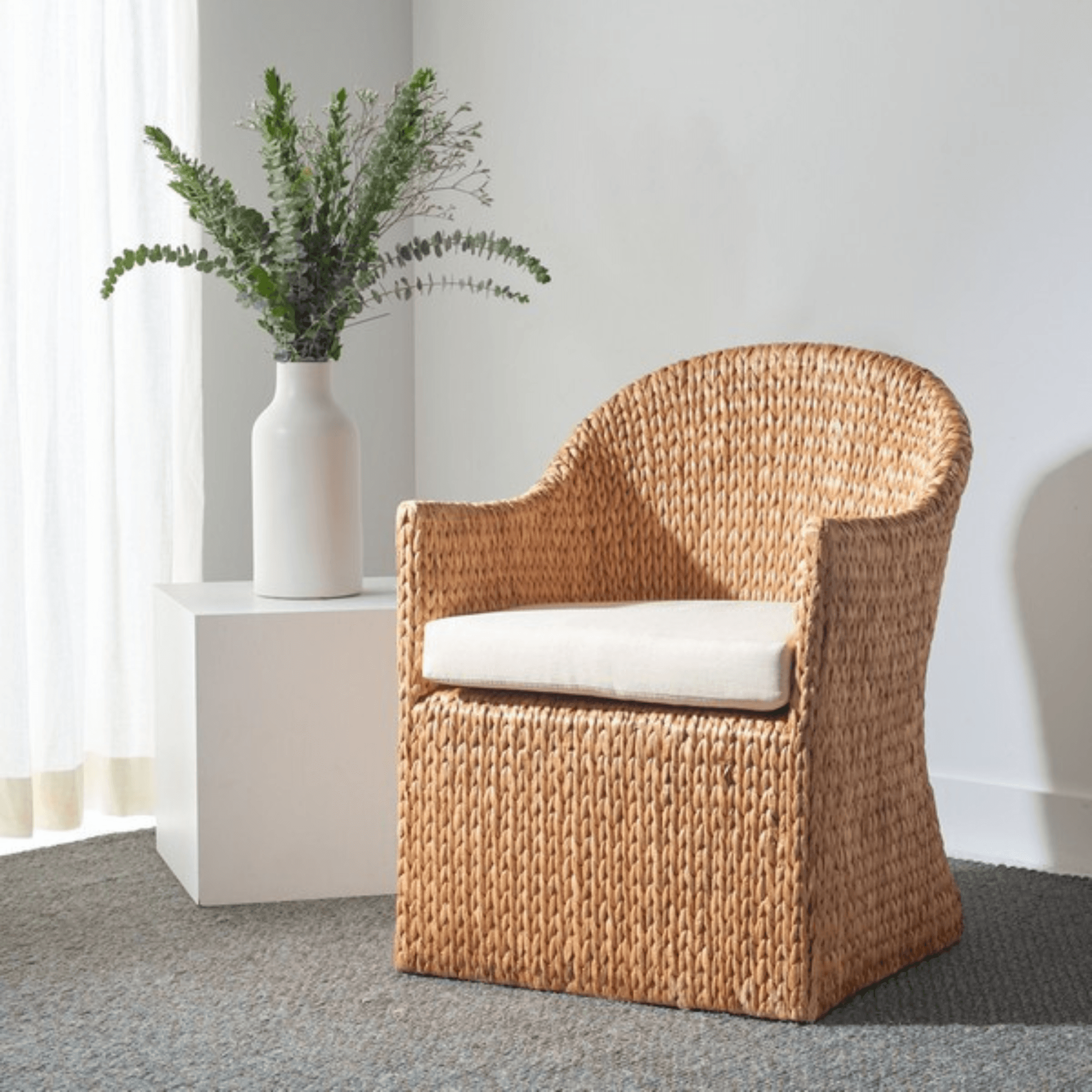 Braided Natural Water Hyacinth Dining Chair With Beige Cushion