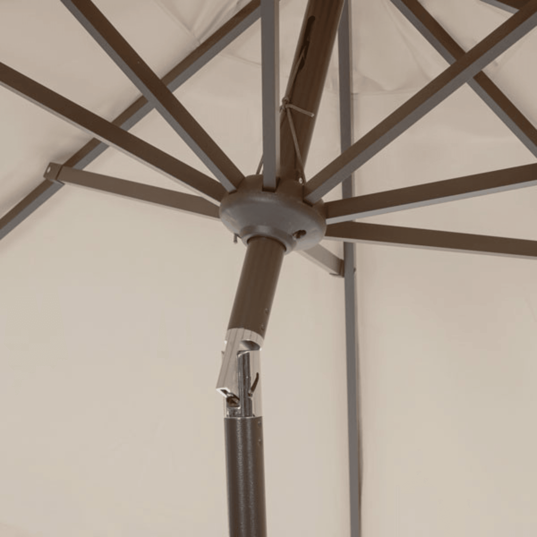 beige patio umbrella with scalloped edge Safavieh 9' UV-Resistant Elegant Valance Auto Tilt Umbrella