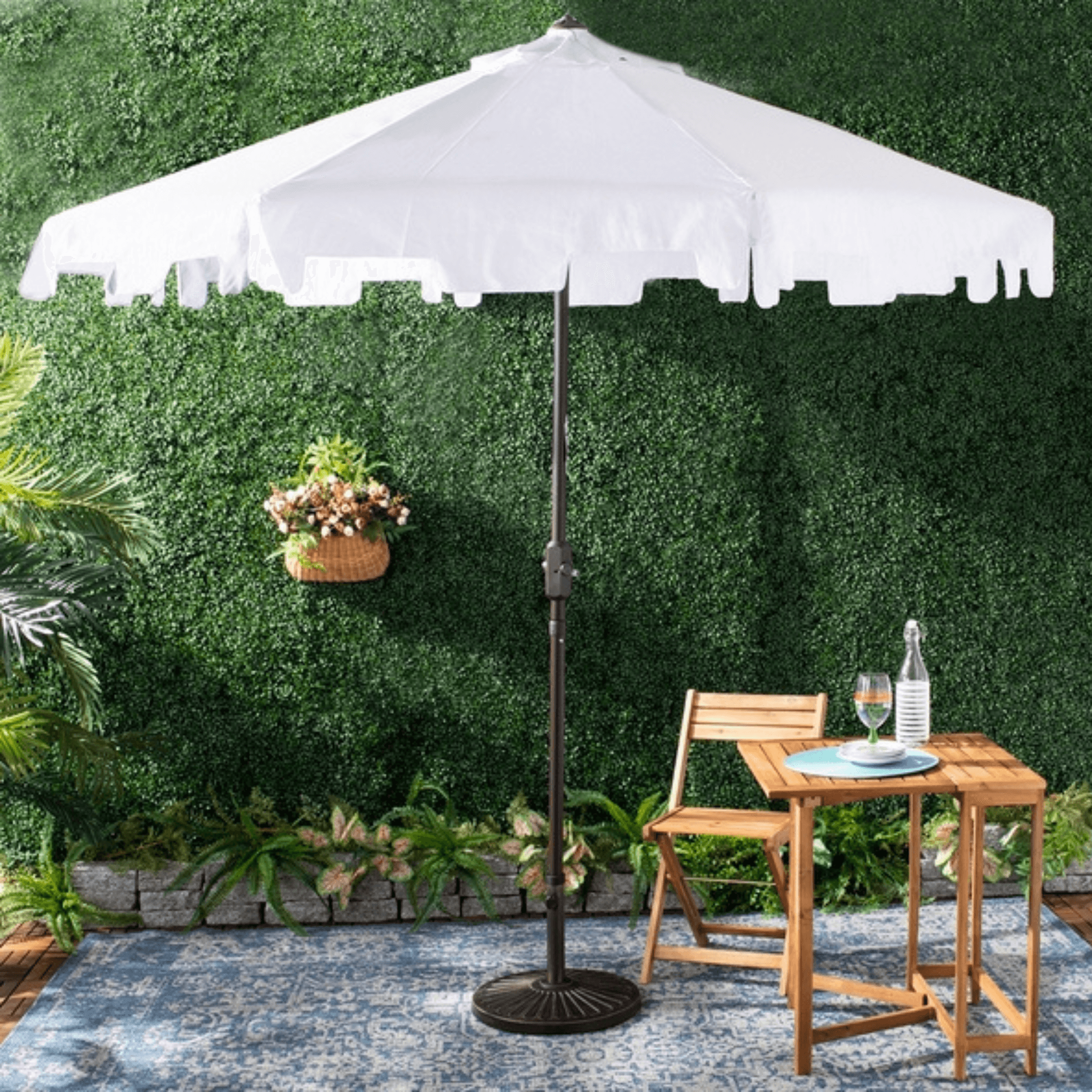 9 foot patio umbrellas Safavieh Outdoor Zimmerman Market Umbrella, White, 9 ft